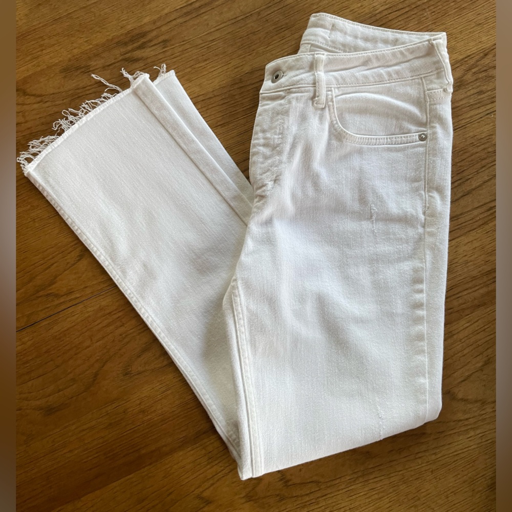 Anthropology Pilcro and the Letterpress white Ankle Jeans